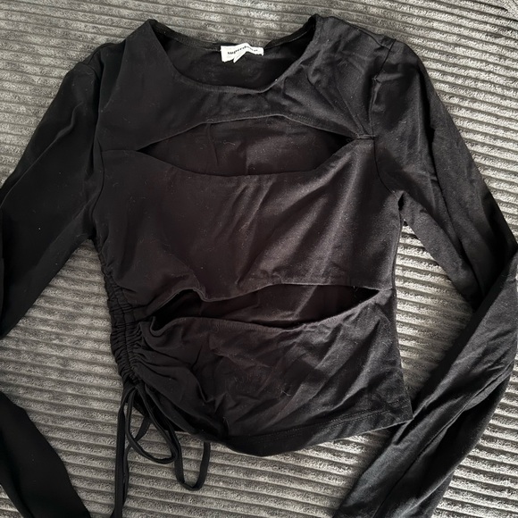 Superdown Cut Out Top - Picture 5 of 6